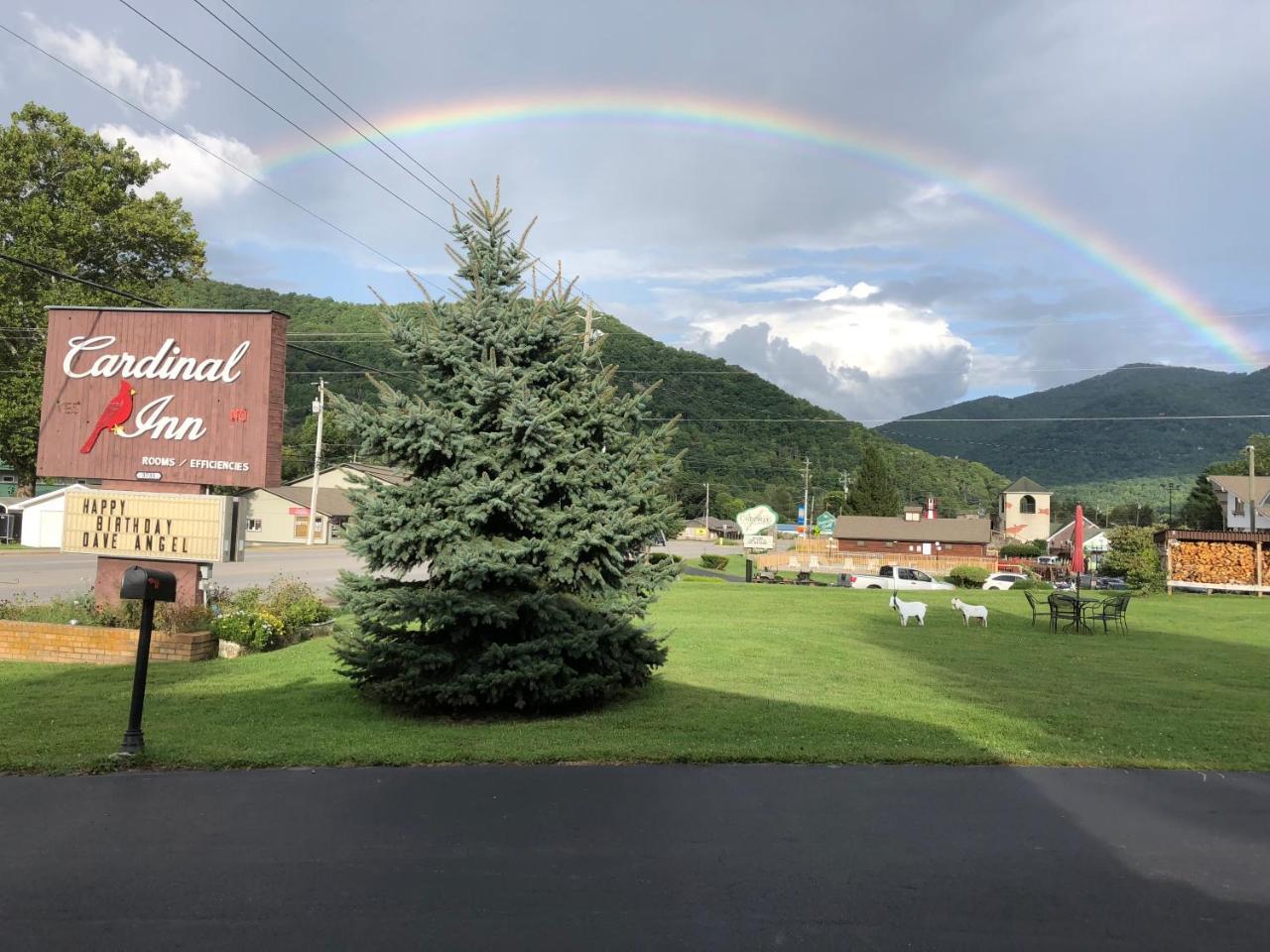 Cardinal Inn Maggie Valley Exterior foto